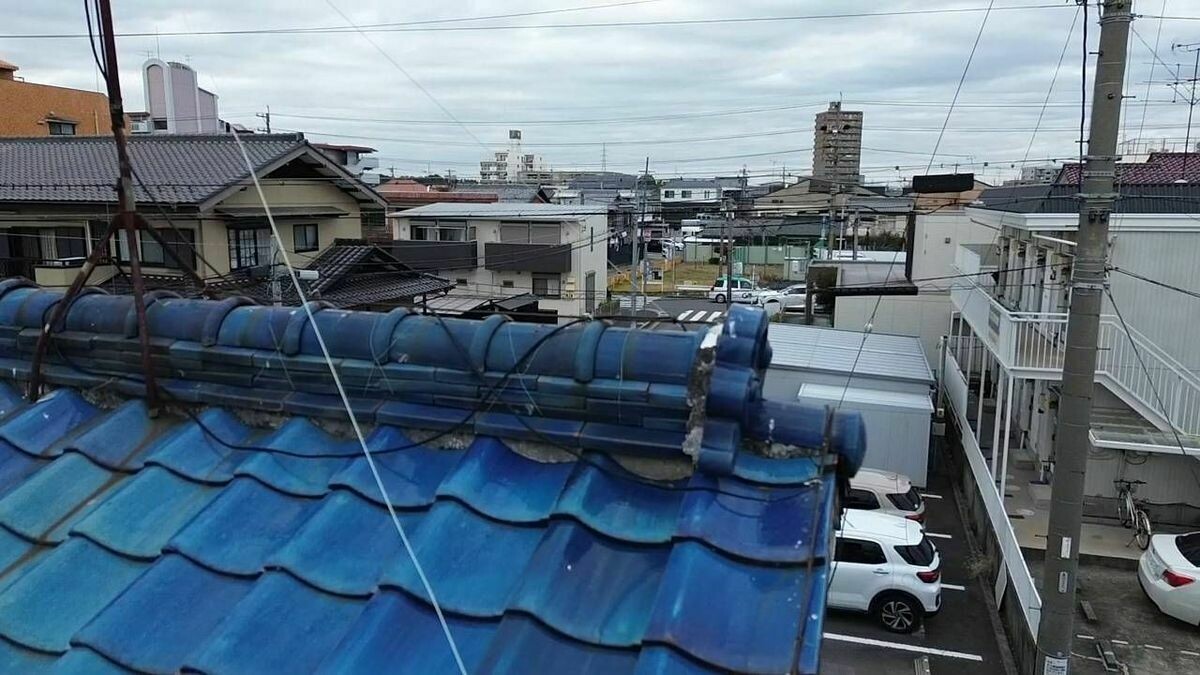 名古屋市西区 屋根（棟漆喰） の施工前