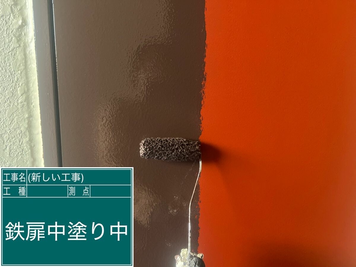 名古屋市緑区 鉄扉・門柱・駐輪場 中塗り